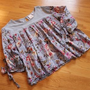 LAUREN CONRAD - Pleated Flouncy Gray Blue Top - XL